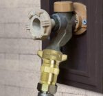 Hourleey Brass RV Water Pressure Regulator | Lead-Free, Filter Screen | 40-50 PSI